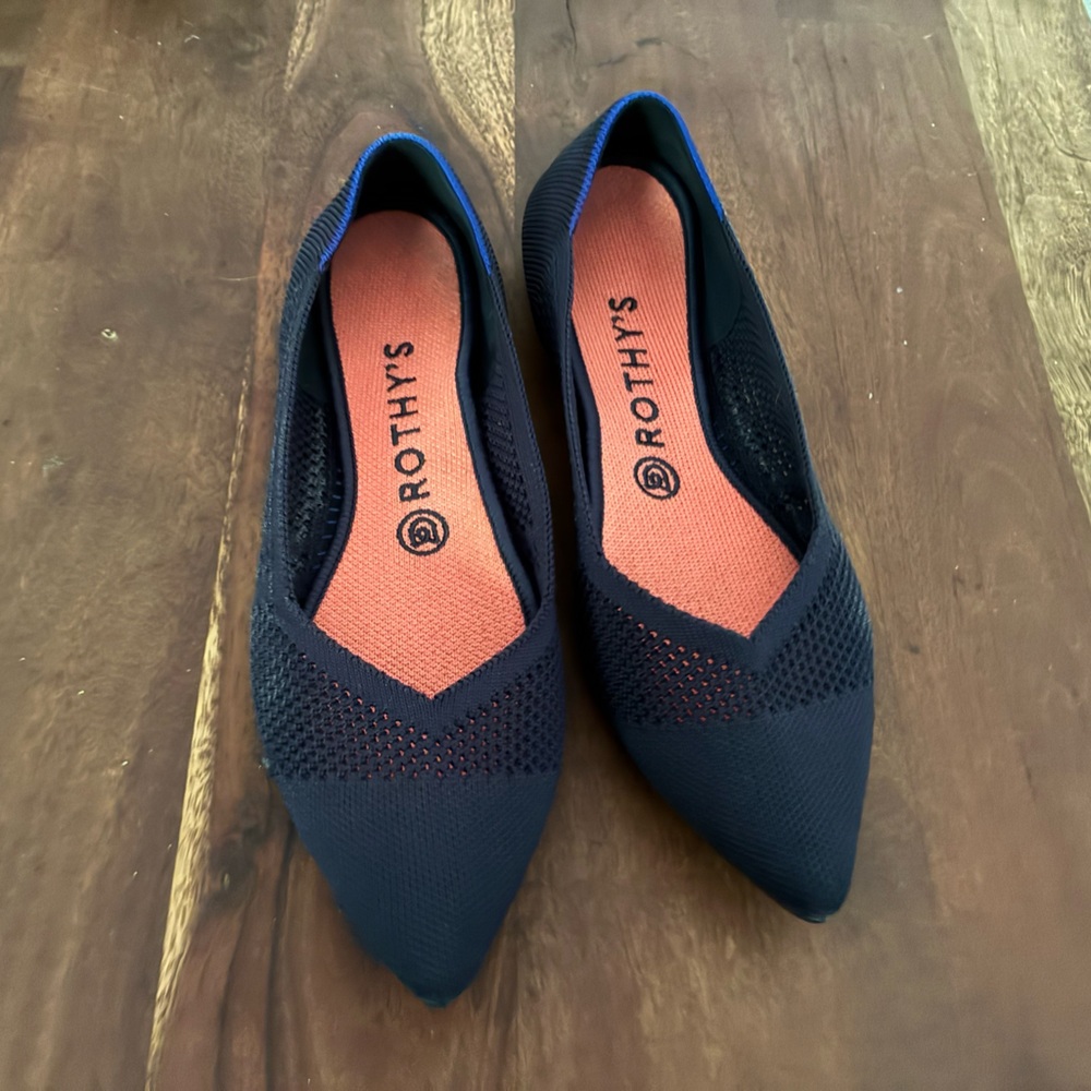 Rothy’s size 8 marritime blue lattice point good condition